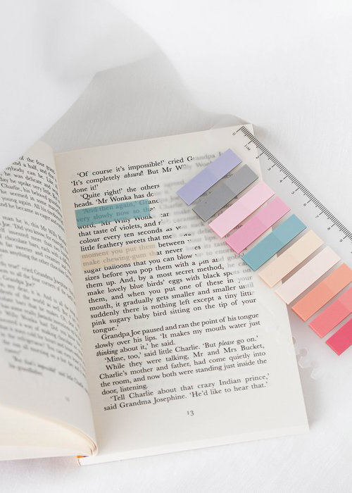 Sticky booktabs carousel