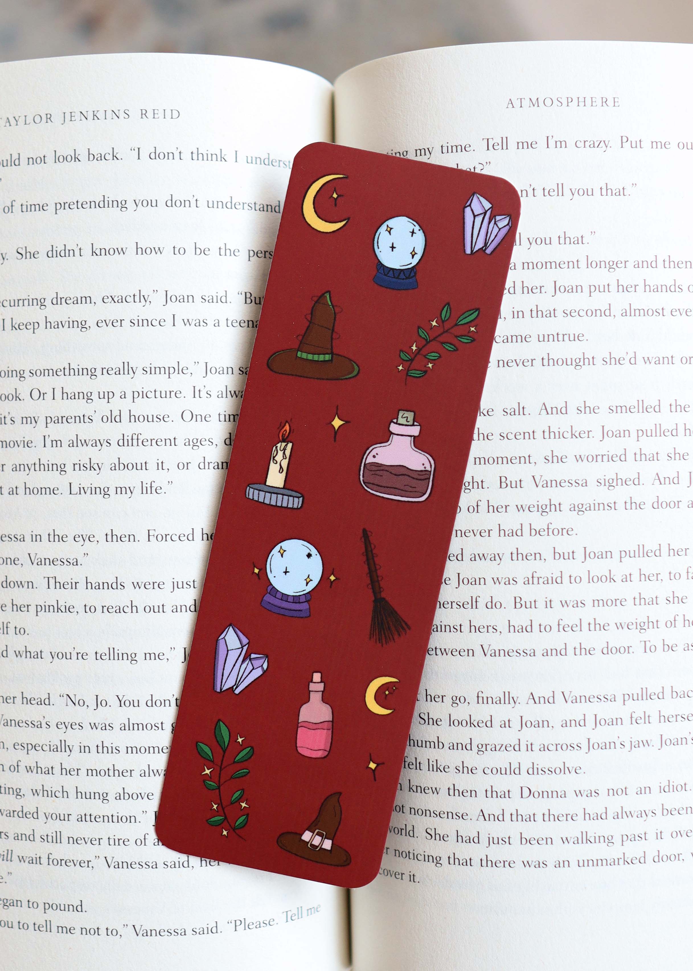 Boekenlegger 'feeling witchy'