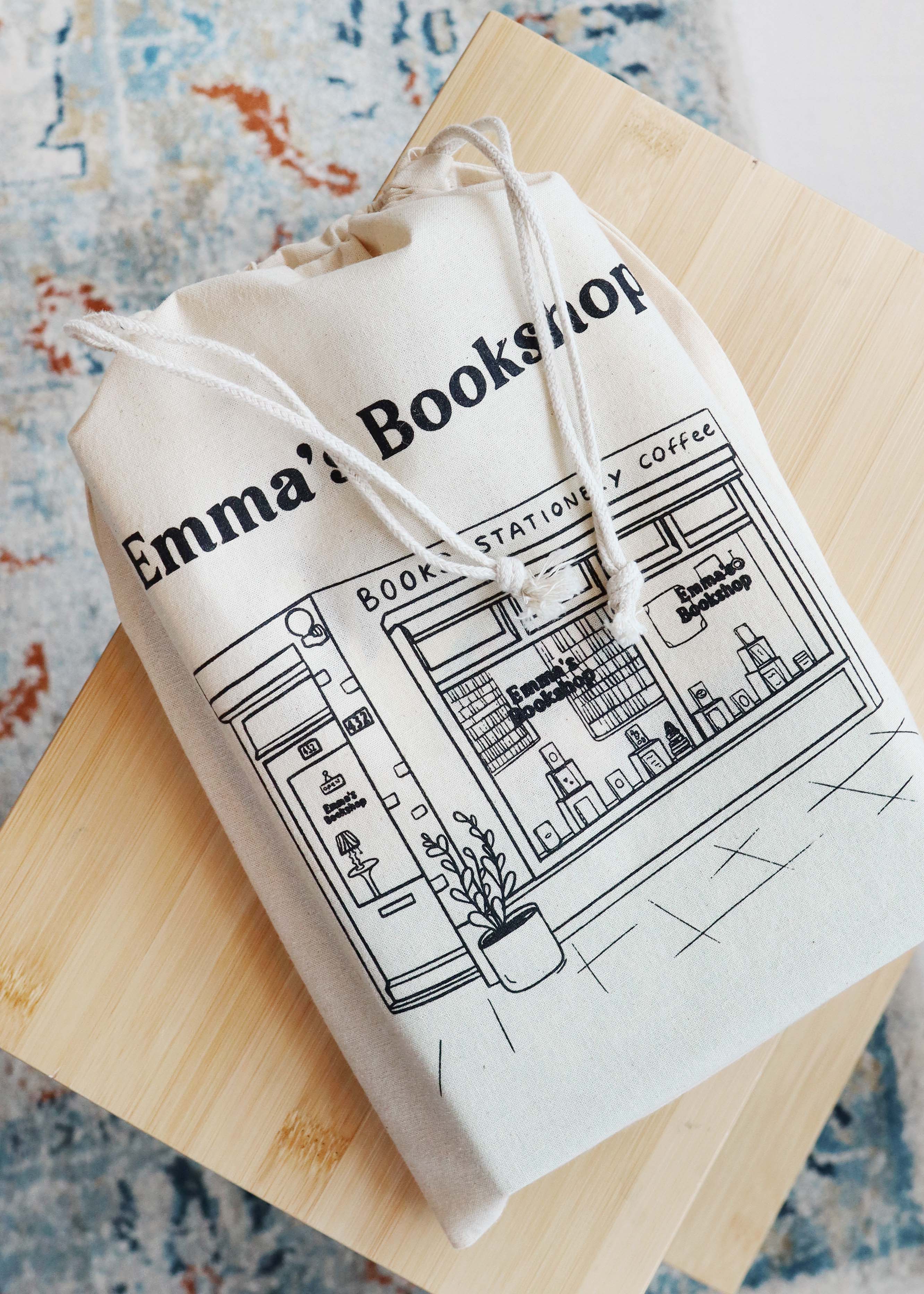 Booksleeve 'Emma's Bookshop' groot