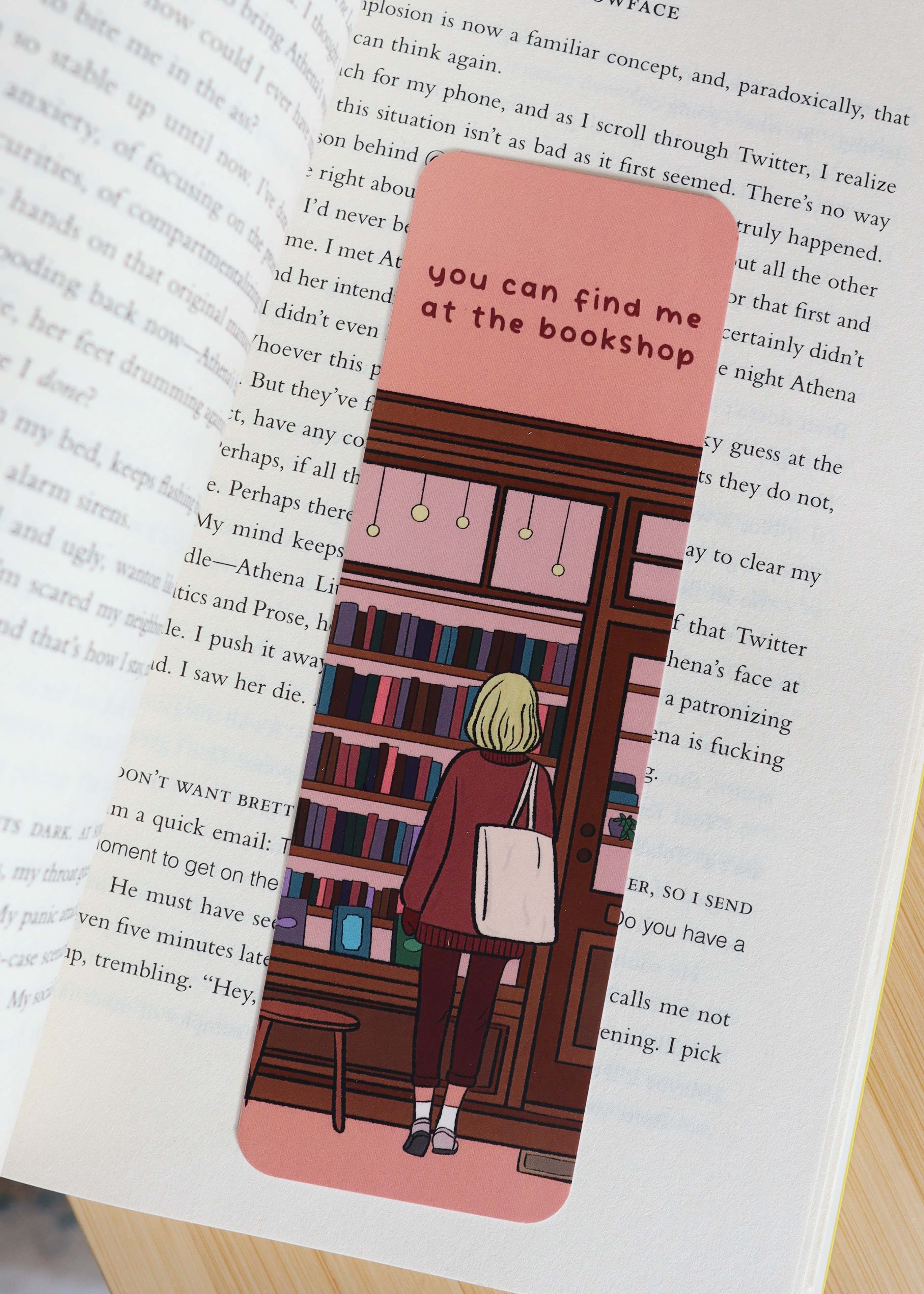 Boekenlegger 'find me at the bookshop'